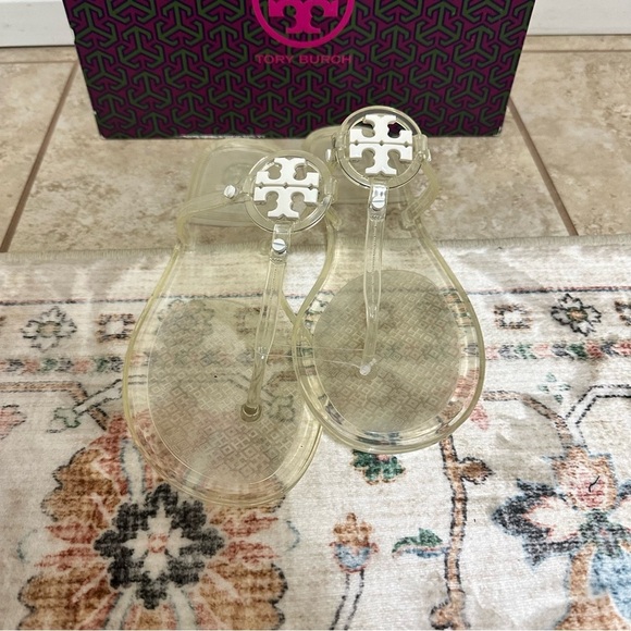New Tory Burch MINI MILLER JELLY SANDAL size 7 - Picture 3 of 8